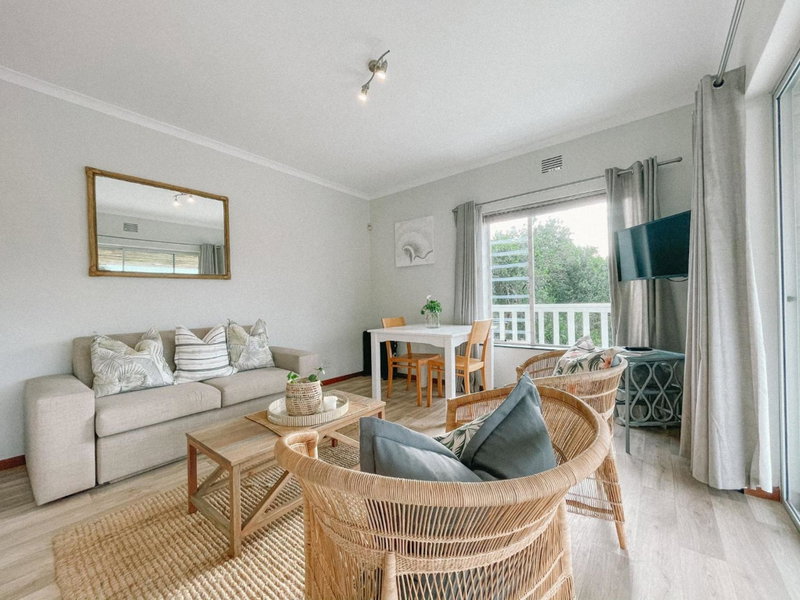 Leisure Isle Loft Apartment, Knysna, South Africa