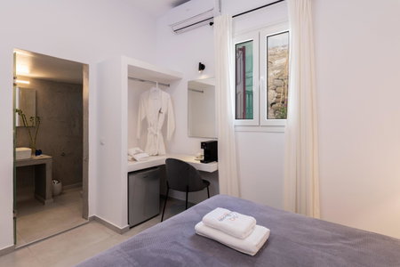 Sunset Paraportiani Rooms, Mýkonos City, Greece