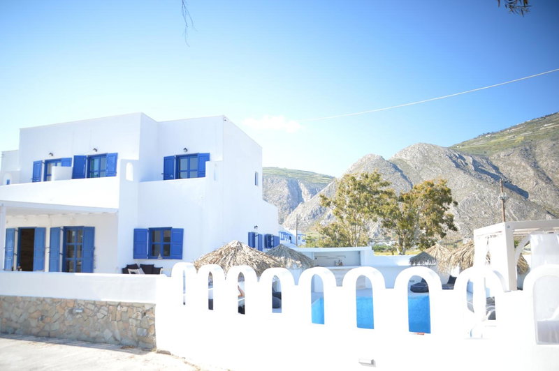 Aegeeis, Perissa, Greece