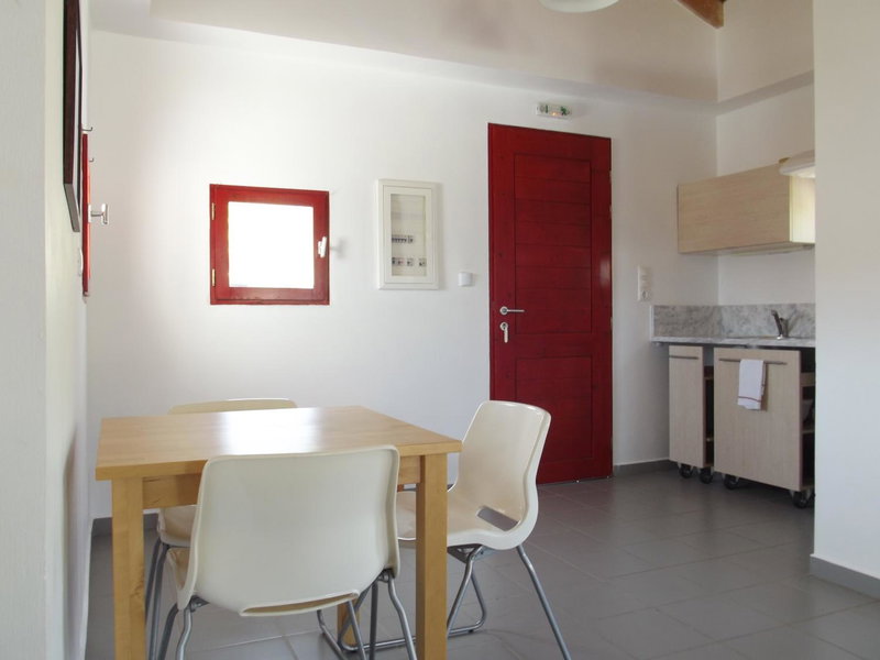 Kyfanta, studios & apartments in Kyparissi, Kyparíssion, Greece