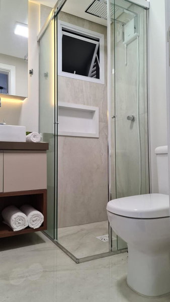 Conforto e sofisticação à 500m da Vila Germânica, Blumenau, Brazil