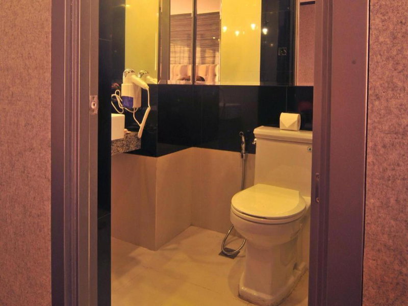 Hive Hotel, Manila, Philippines