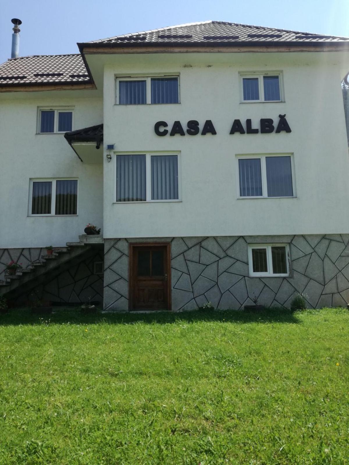 Casa Alba, Romania