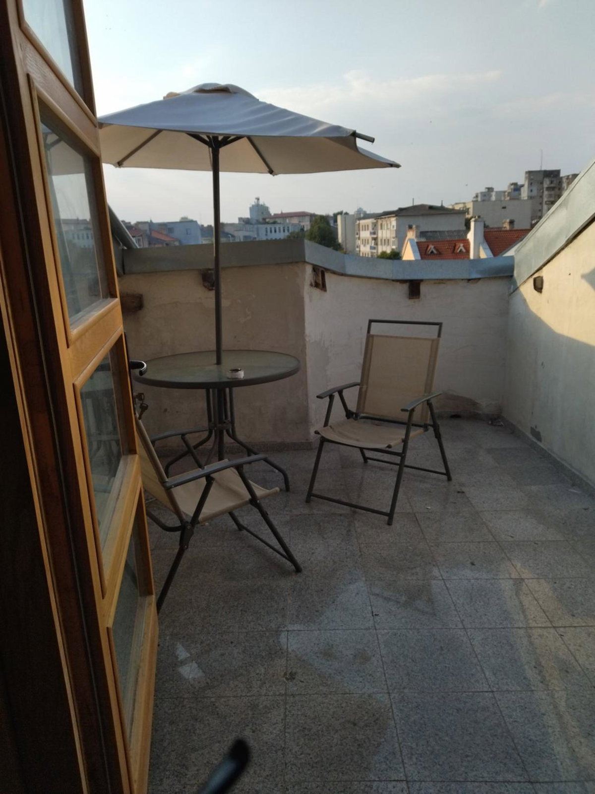 Garsoniera 2 lângă plaja, Romania