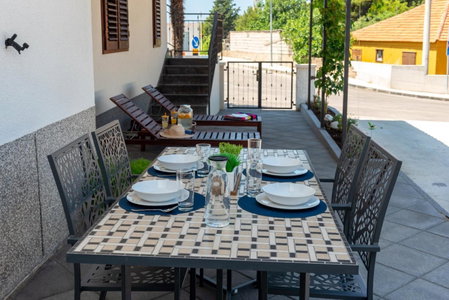 Apartman Karmen, Trogir, Croatia