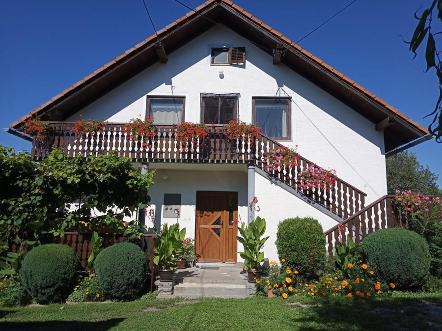 Apartman PLUM PLITVICE, Drežnik Grad, Croatia