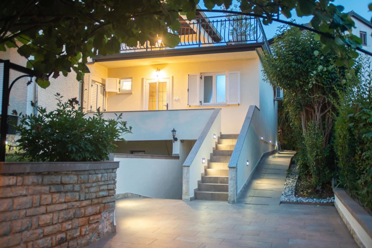 Wellness Studio D'Or - Exclusive NEW apartment With whirlpool, sauna, sunny terrace, private parking, Croatia