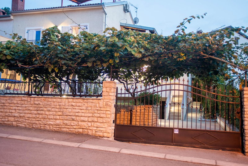 Wellness Studio D'Or - Exclusive NEW apartment With whirlpool, sauna, sunny terrace, private parking, Poreč, Croatia