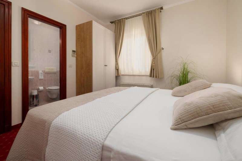 ApartHotel Villa Mozart, Podgora, Croatia