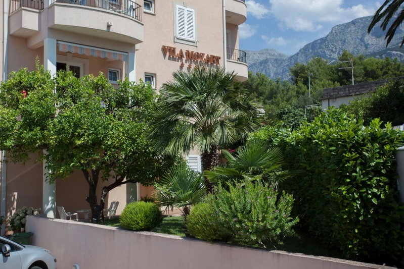 ApartHotel Villa Mozart, Podgora, Croatia
