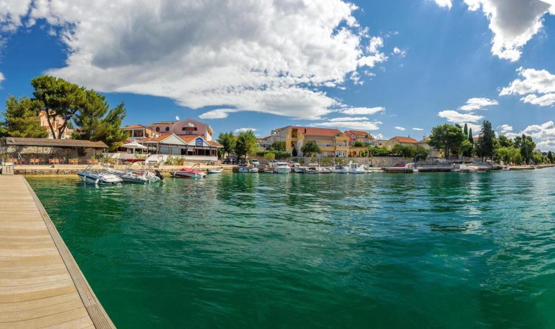 Apartmani Nevena, Brodarica, Croatia