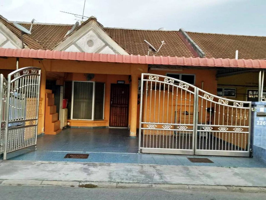 Farzai Homestay, Lumut, Malaysia