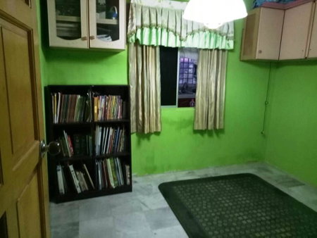 Farzai Homestay, Lumut, Malaysia