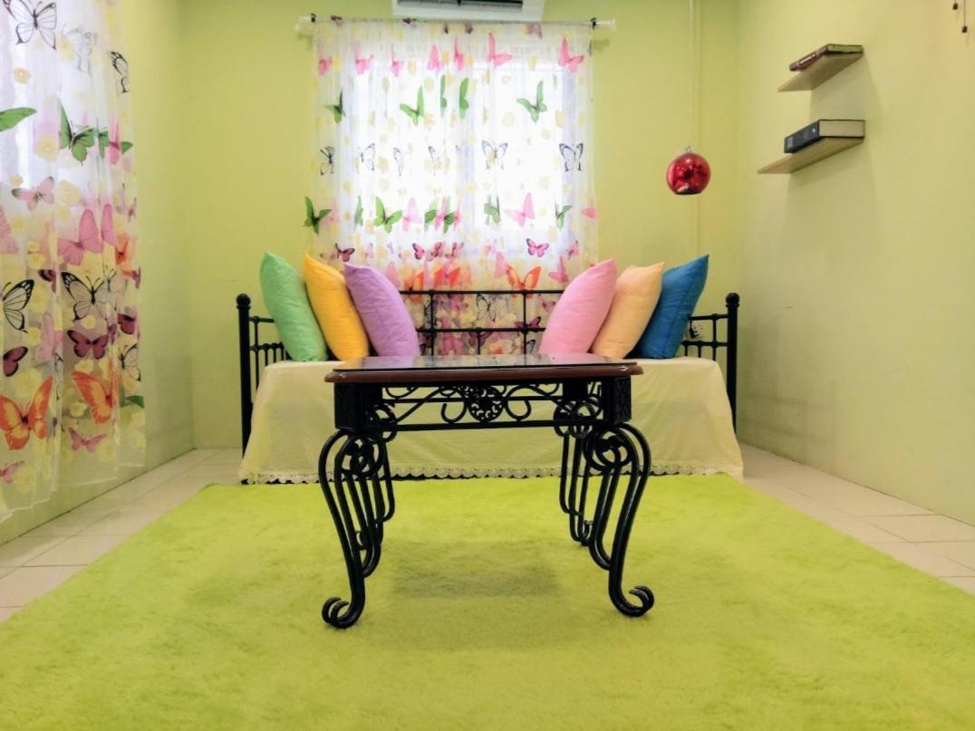 2 BR Medina Dollar Landed Homestay Cheras MRT Link, Malaysia