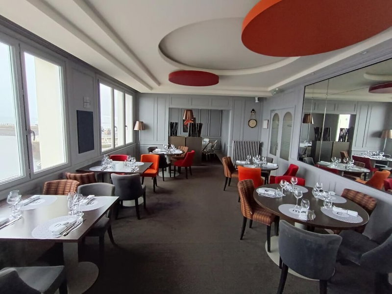 Grand Hôtel de la Marine, Port-en-Bessin-Huppain, France