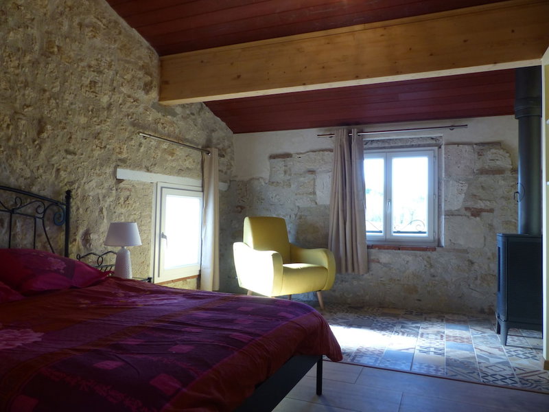 B&B Au Clair Du Loup, Saint-Loup, France