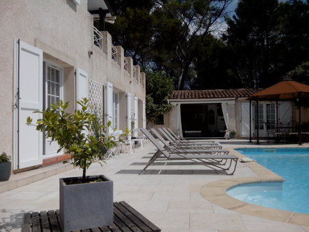 Chez Isabelle et Guy B&B, Trans-en-Provence, France