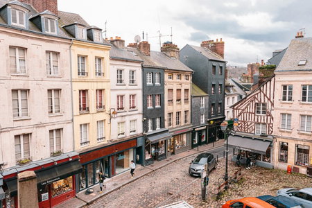 Les Apparts d'Agnès- Roméo et Juliette, Honfleur, France