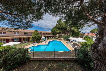 Artemia Hôtel, Aigues-Mortes, France