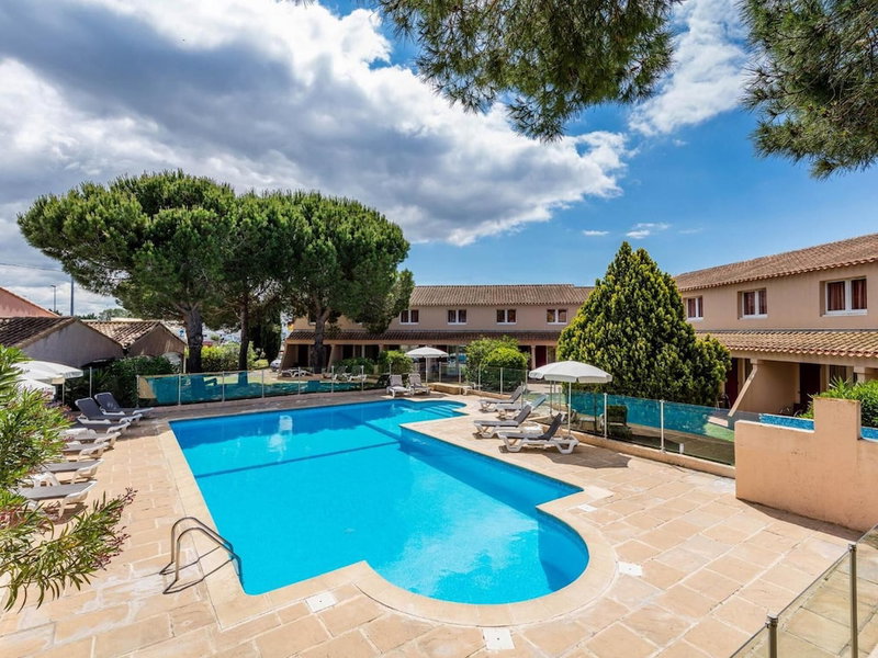 Artemia Hôtel, Aigues-Mortes, France