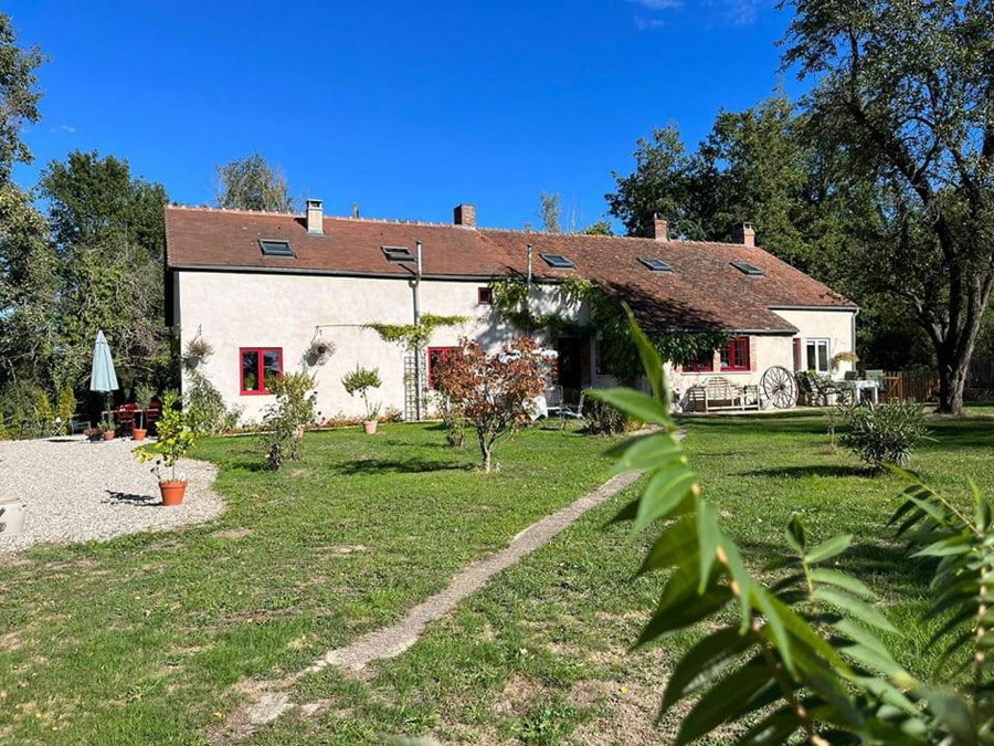 Champ Du Bois, Limoise, France