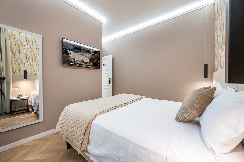 Colonna Inn, Rome, Italy