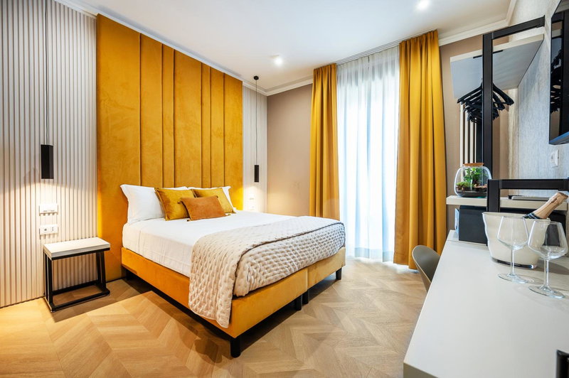 Colonna Inn, Rome, Italy