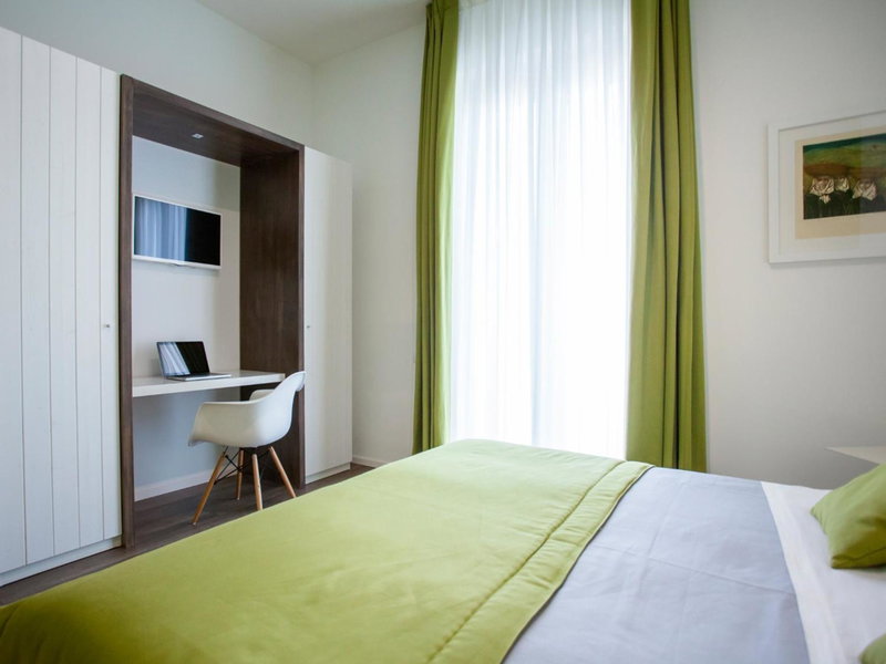 Dimora Mefite-Camere con Bagno Privato e Self check-in, Matera, Italy