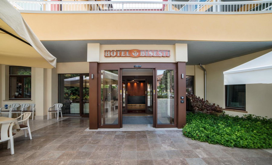 Hotel Bisesti ***S, Garda, Italy