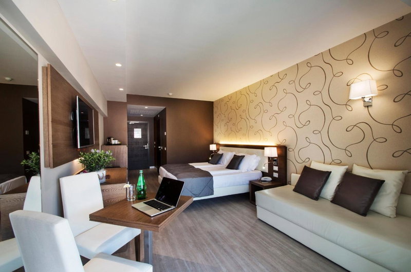 Hotel Bisesti ***S, Garda, Italy