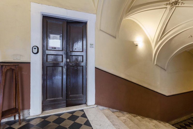Da Gianni e Lucia Rooms with bathroom in the city center, Catania, Italy