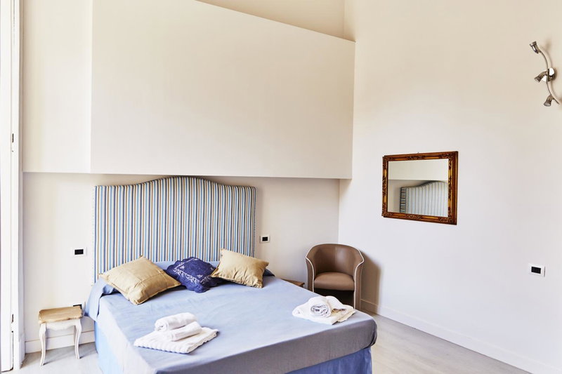 B&B Neapolis Bellini, Naples, Italy