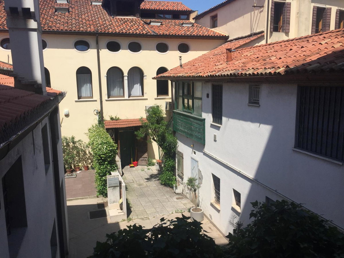 Residenza Giacomuzzi, Italy