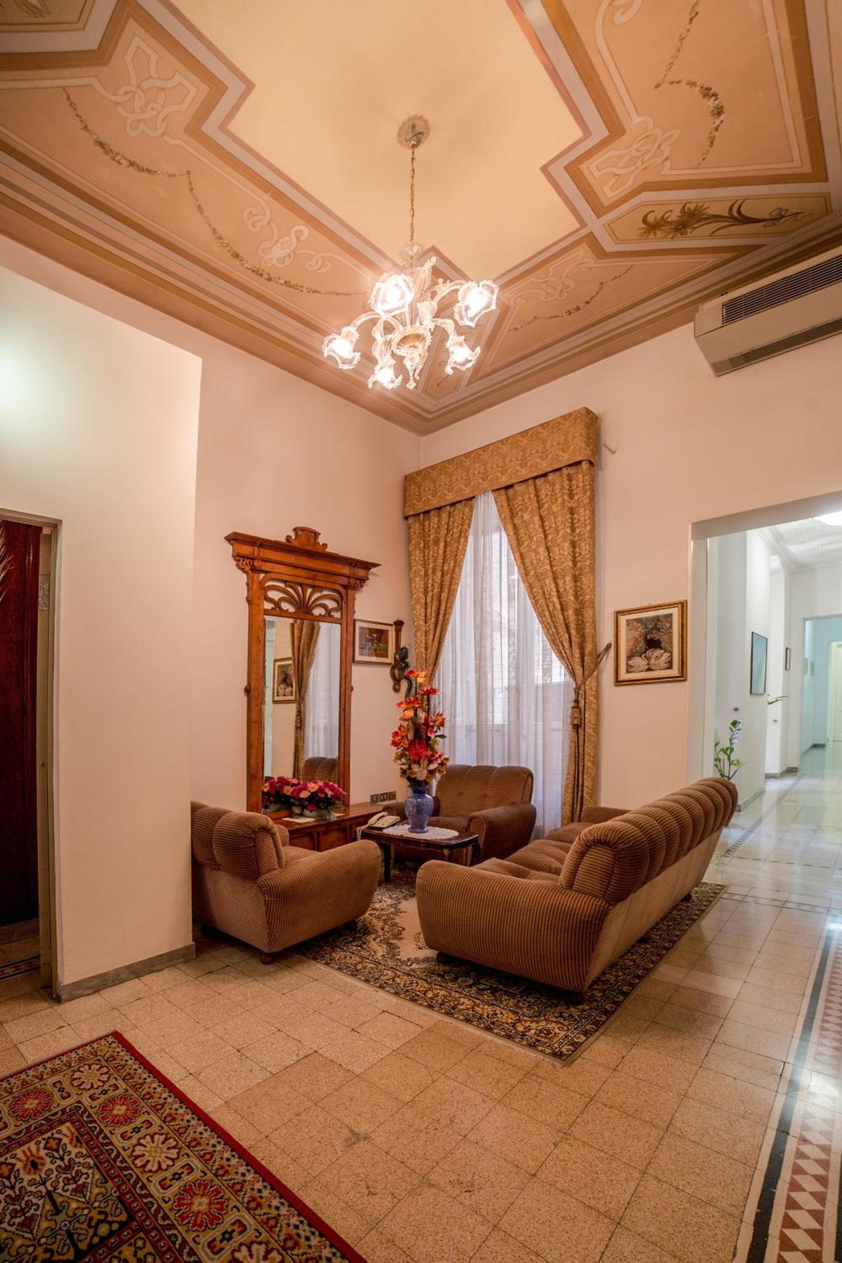 Hotel AeR BJ Vittoria, Italy