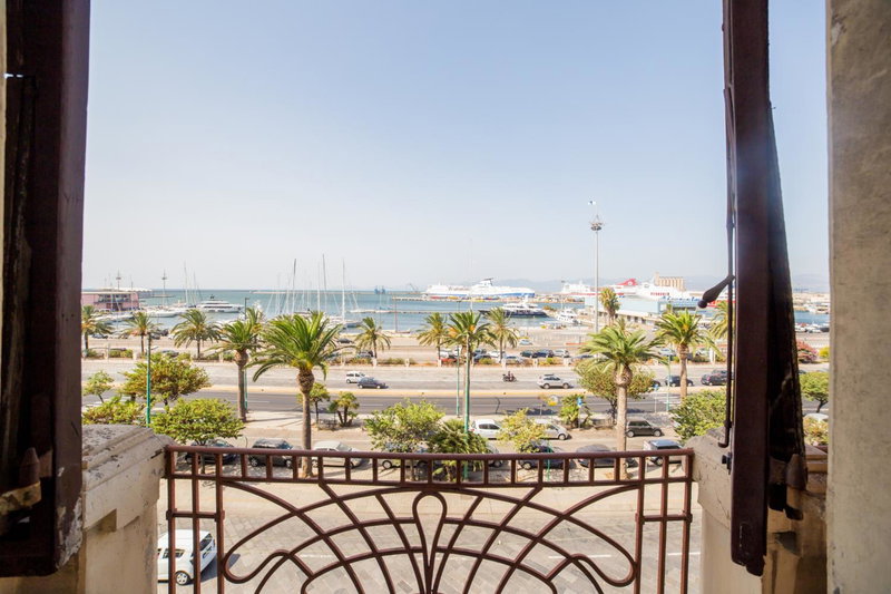Hotel AeR BJ Vittoria, Cagliari, Italy