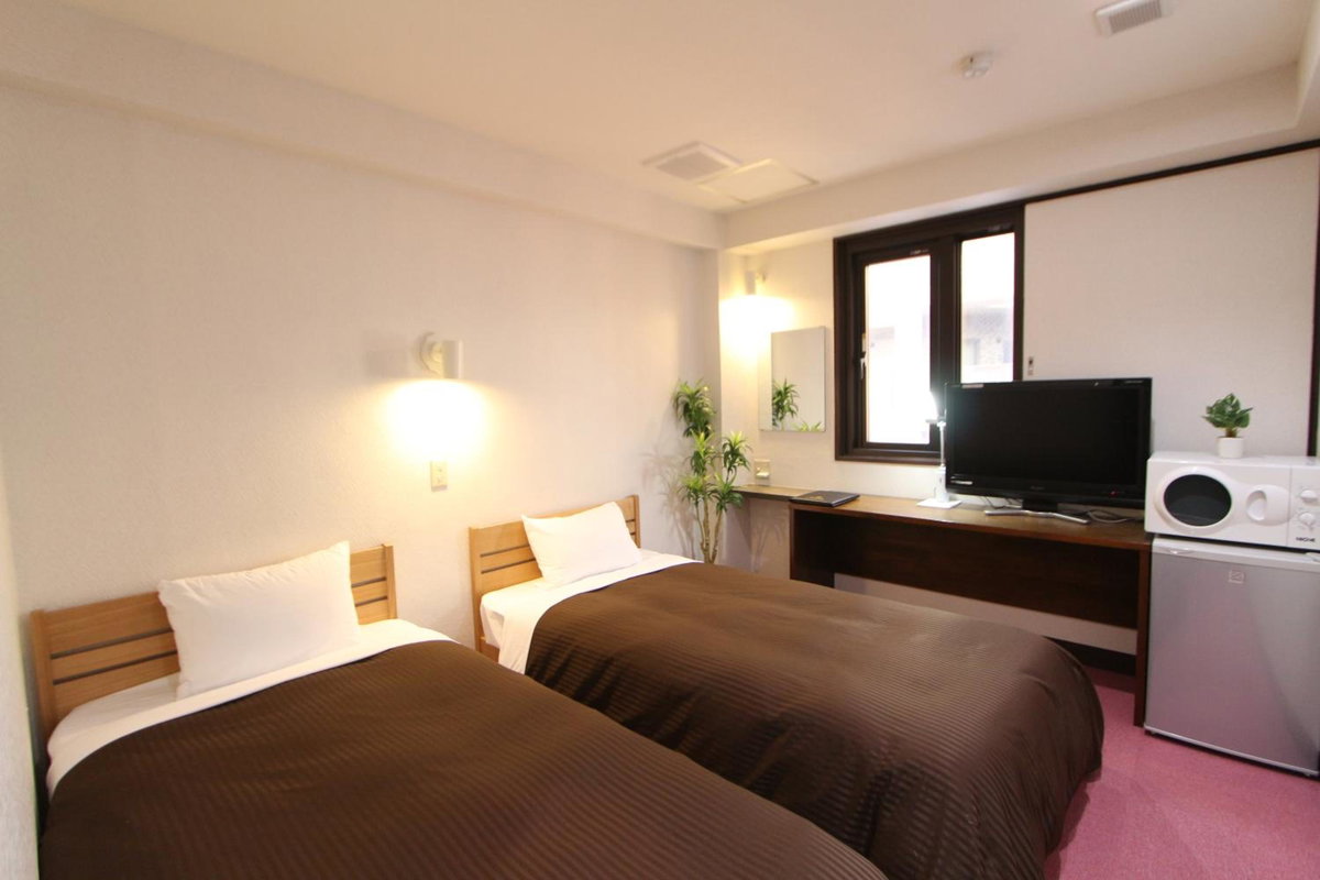 HOTEL LiVEMAX Kitafuchu, Japan