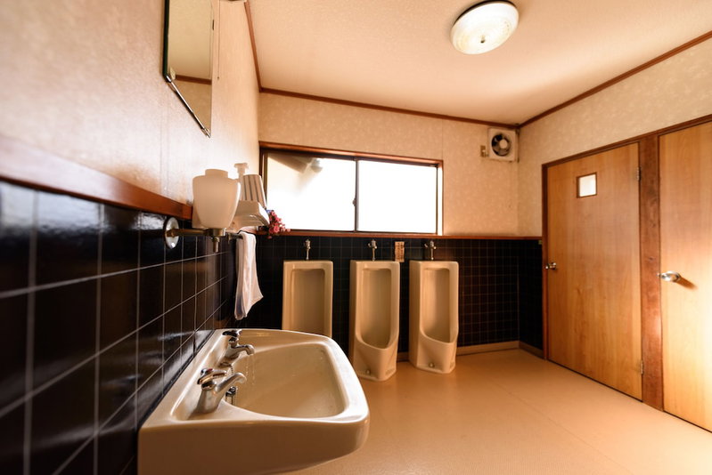 Yufuin Onsen Ryokan Jinnouchi, Yufu, Japan