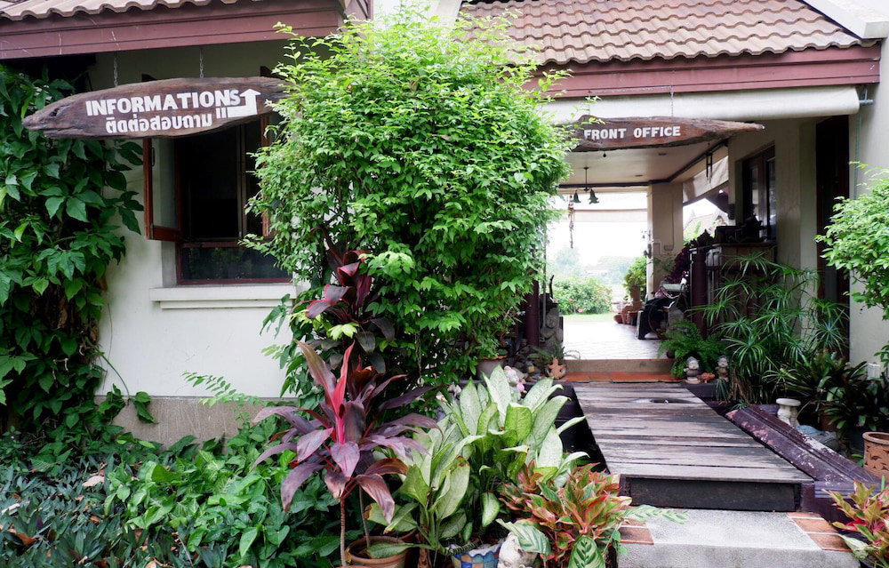 Ayutthaya Garden River Home, Thailand