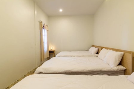 Tawaen Beach Villa, Koh Lan, Thailand