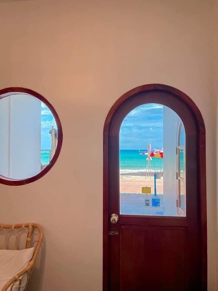 Tawaen Beach Villa, Koh Lan, Thailand