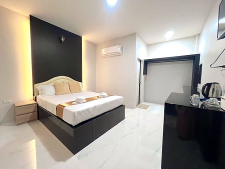 BM Beach Resort, La-ngu, Thailand