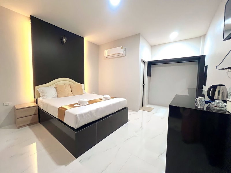 BM Beach Resort, La-ngu, Thailand