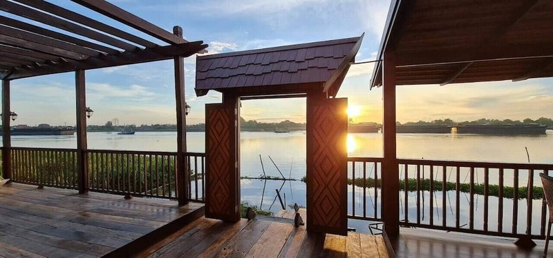 RuenKijja, Pathum Thani, Thailand