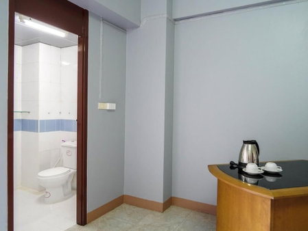 RoomQuest SPS Hotel and Residence, Khlong Luang, Thailand
