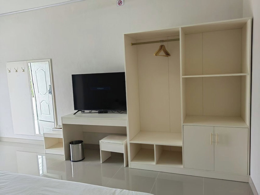 Yusabai Villa Bangpoo, Thailand