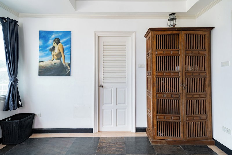 Luxurious 5-bedroom Pool Villa in Heart of Patong, Phuket, Patong, Thailand