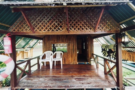 PraiwanRaftHouse, Ban Ta Khun, Thailand