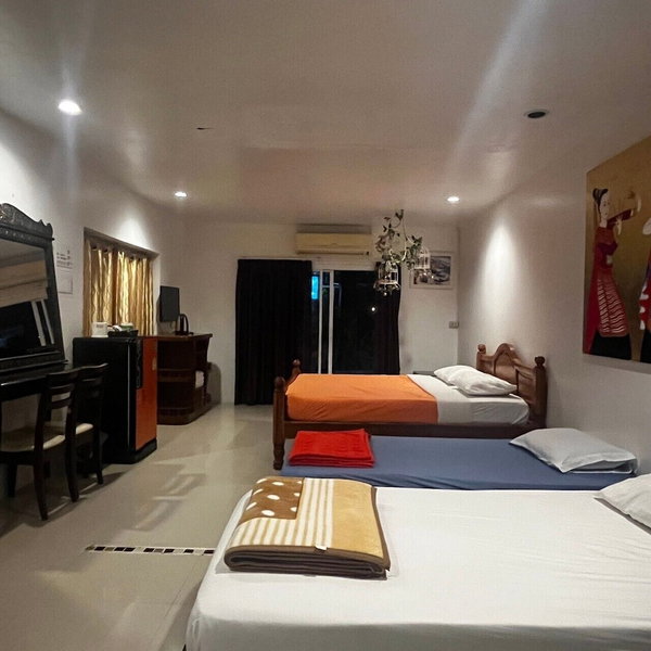 Baan Siri Mukdahan, Mukdahan, Thailand