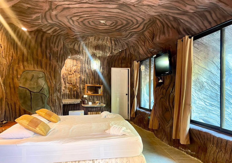 19 Degrees Resort, Sai Yok, Thailand