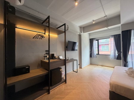 Leon's Loft House, Patong, Thailand